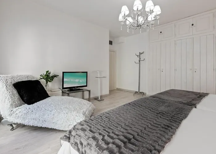 公寓 Amplio Y Luminoso En 1 Linea Playa 马尔韦利亚